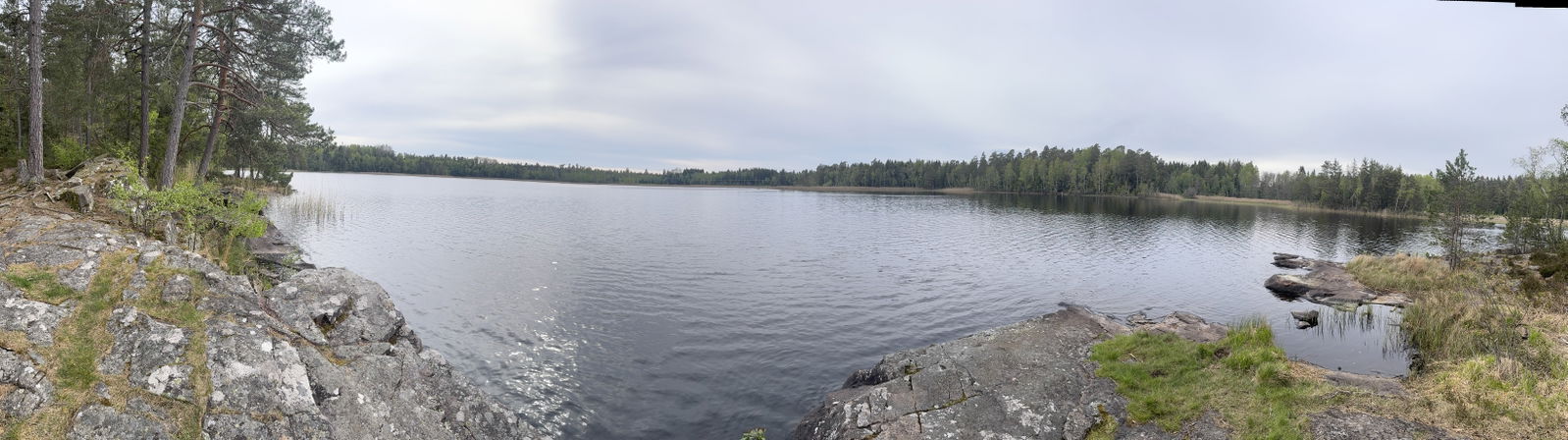 Stora bjursjöns klippbadplats