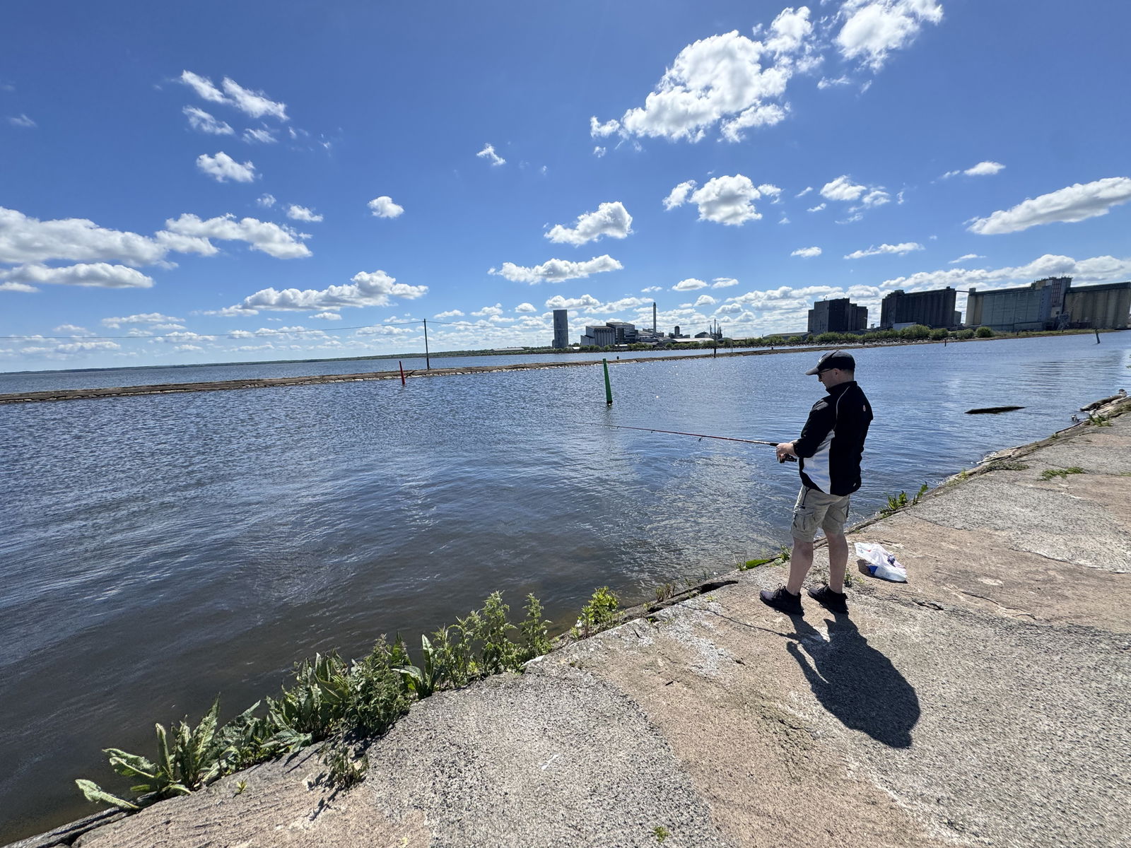 Fiske på västra piren