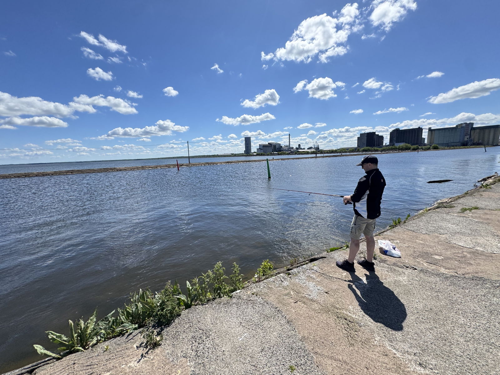 Fiske på västra piren