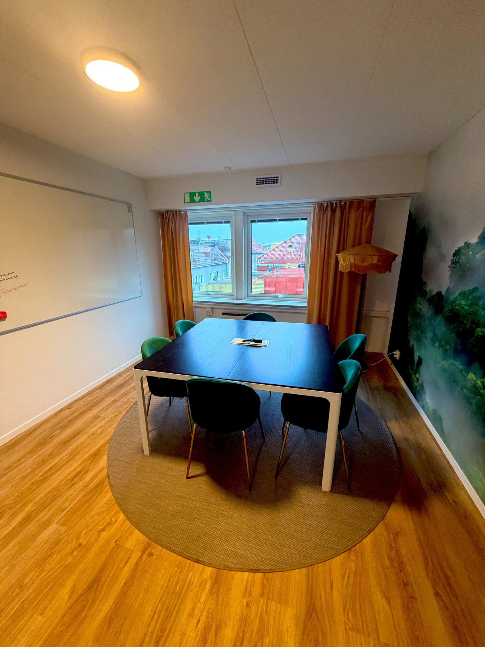 Hos oss kan du hyra Konferensrum!
