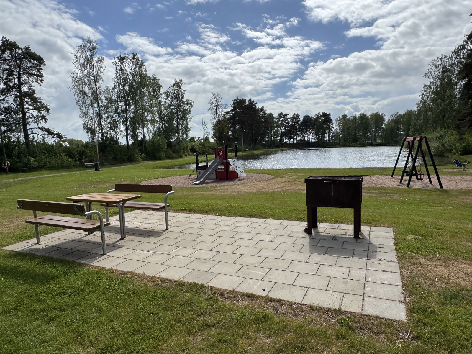 Grillplats vid Järpås badsjö