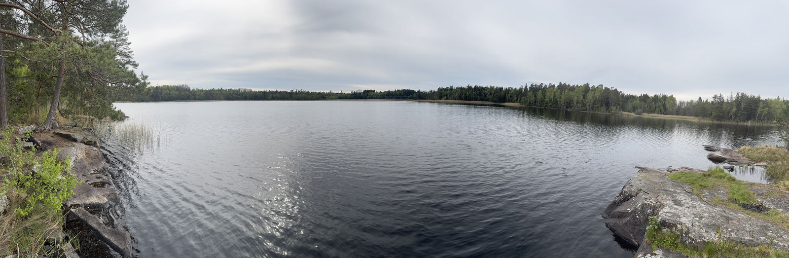 Stora bjursjöns klippbadplats