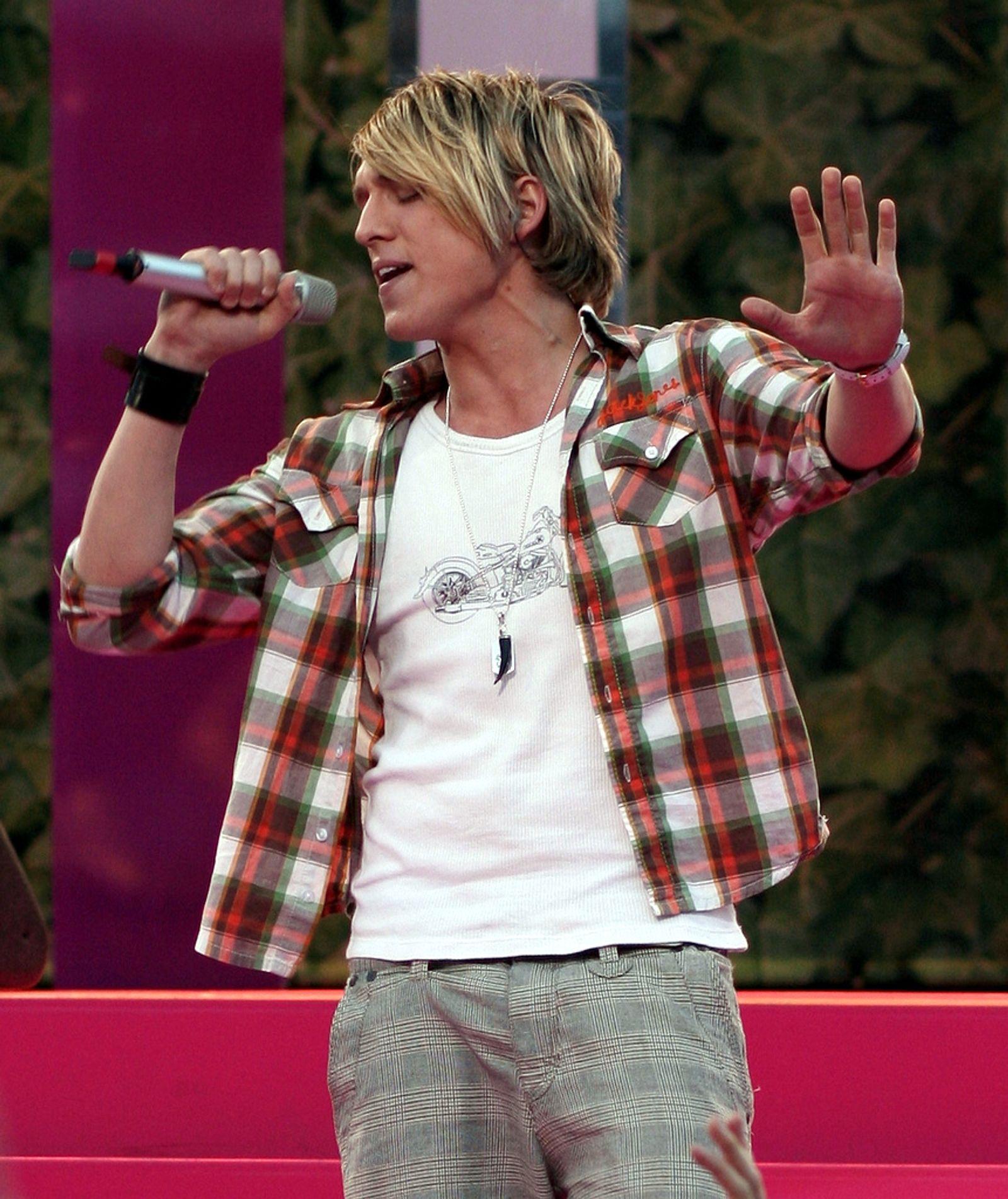 Danny Saucedo live på Kallis