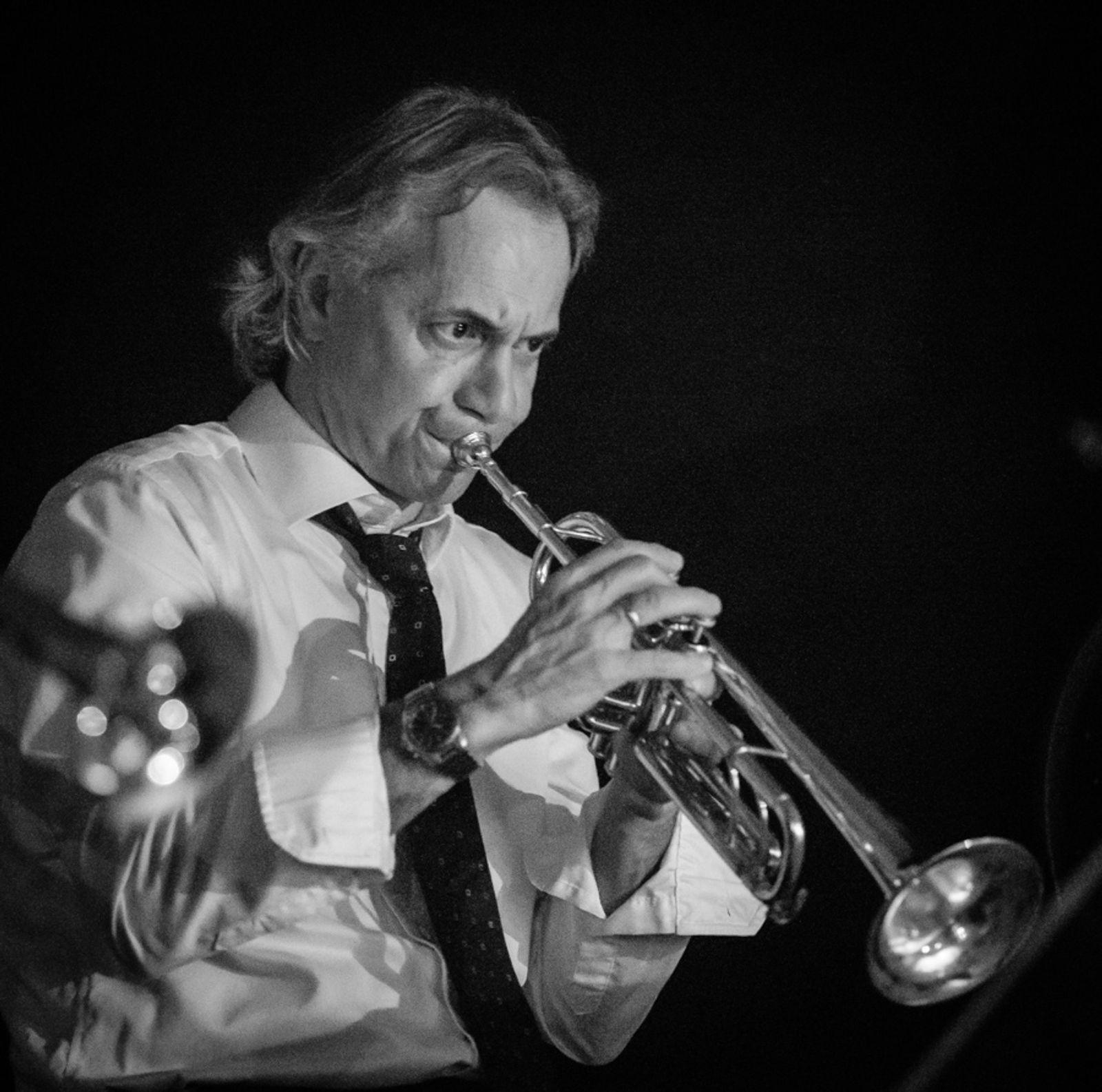 Babettes Speakeasy Jazz Club – Wayne Tucker