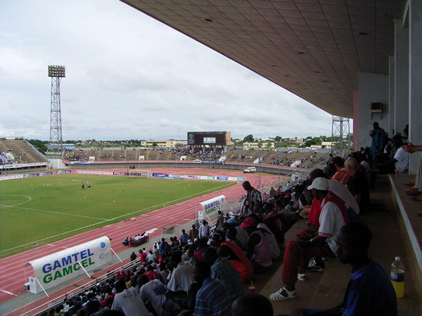 Bild av Stade Lat Dior