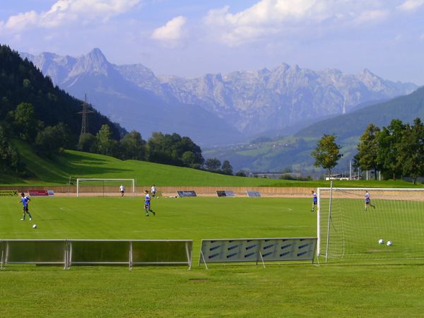 Bild av Sportplatz St. Johann