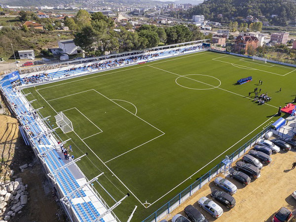 Bild av Stadiumi Vora